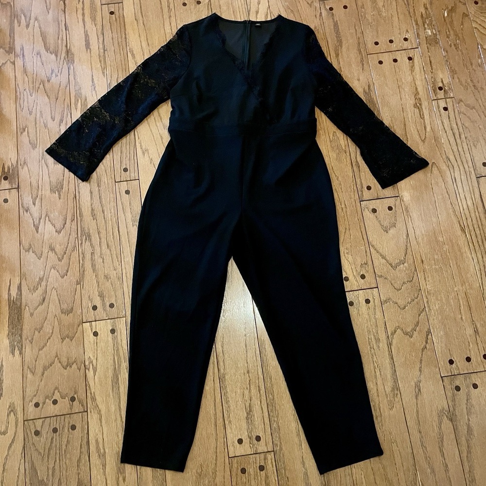 Women's Jumpsuit 3XL Black Lace Sleeves V-neck‎